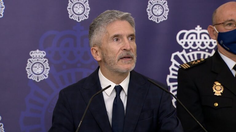 altura minima para policia nacional