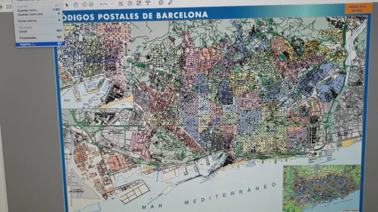 cuál es el código postal de barcelona